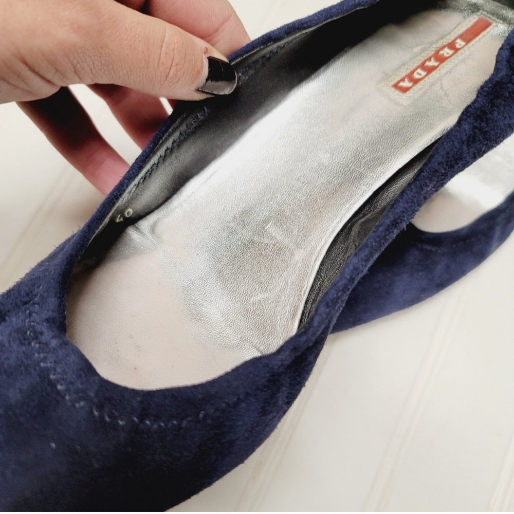 Prada Women's Navy Blue Suede Pumps - Picture 3 of 12